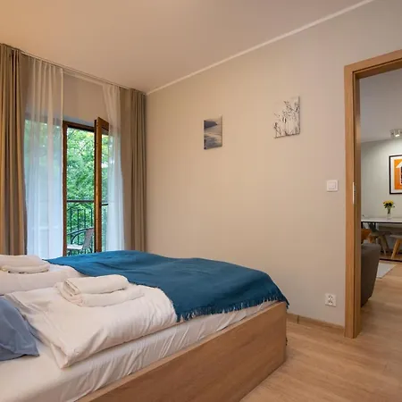 Апартаменти Rentplanet - Gorna