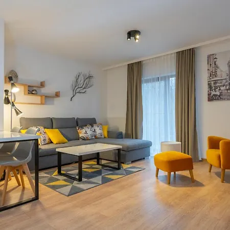 Апартаменти Rentplanet - Gorna *